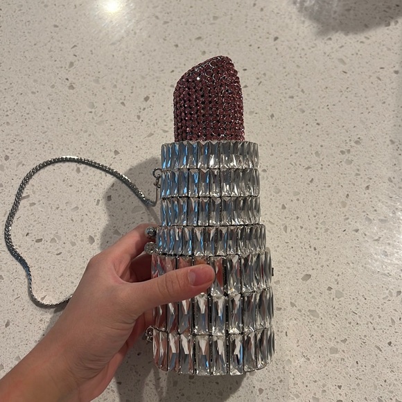 LIPSTICK CRYSTAL RHINESTONE CLUTCH - Picture 3 of 6